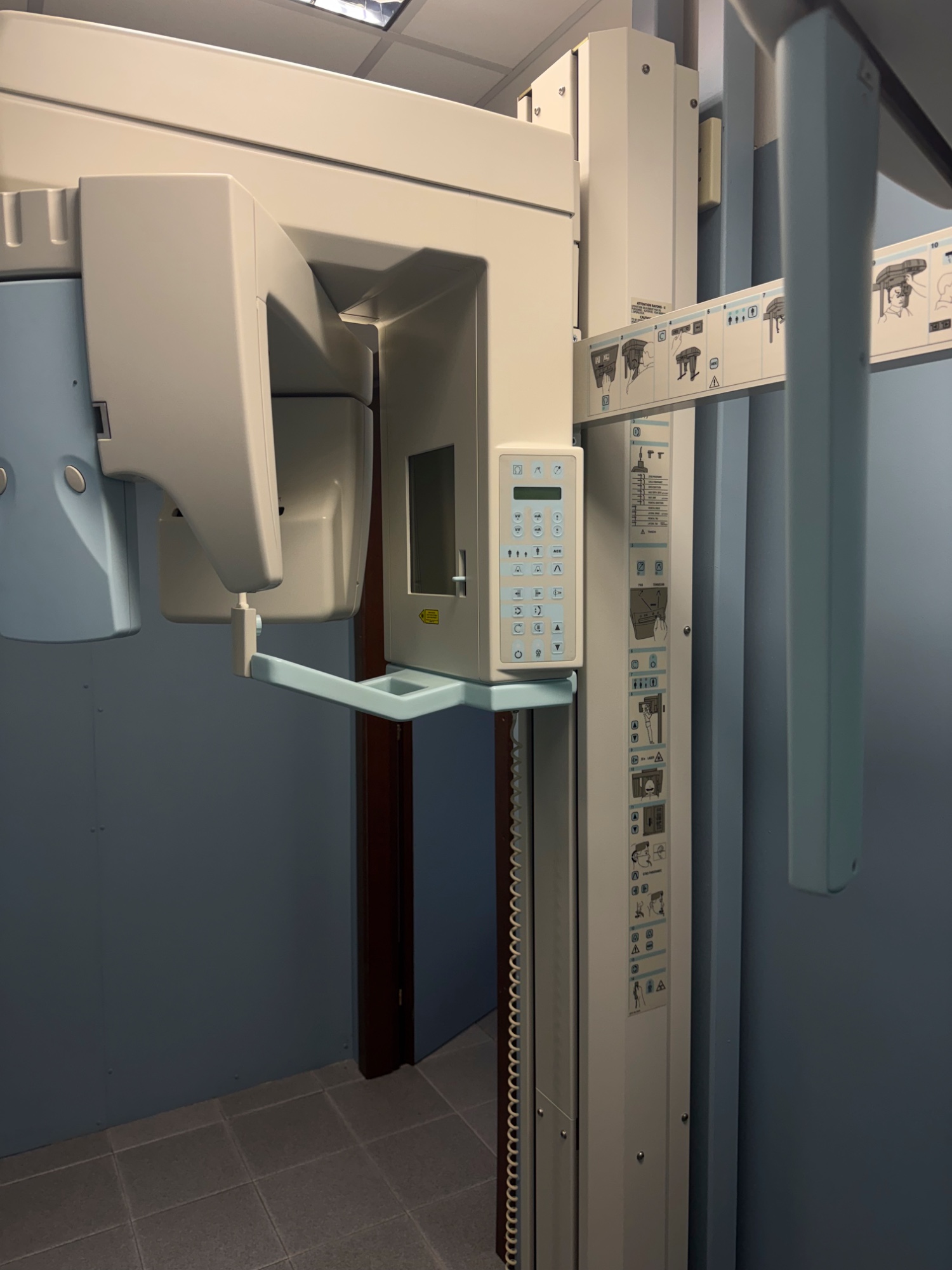 Gendex 9200 DDE completo di braccio cefalometrico - foto 2