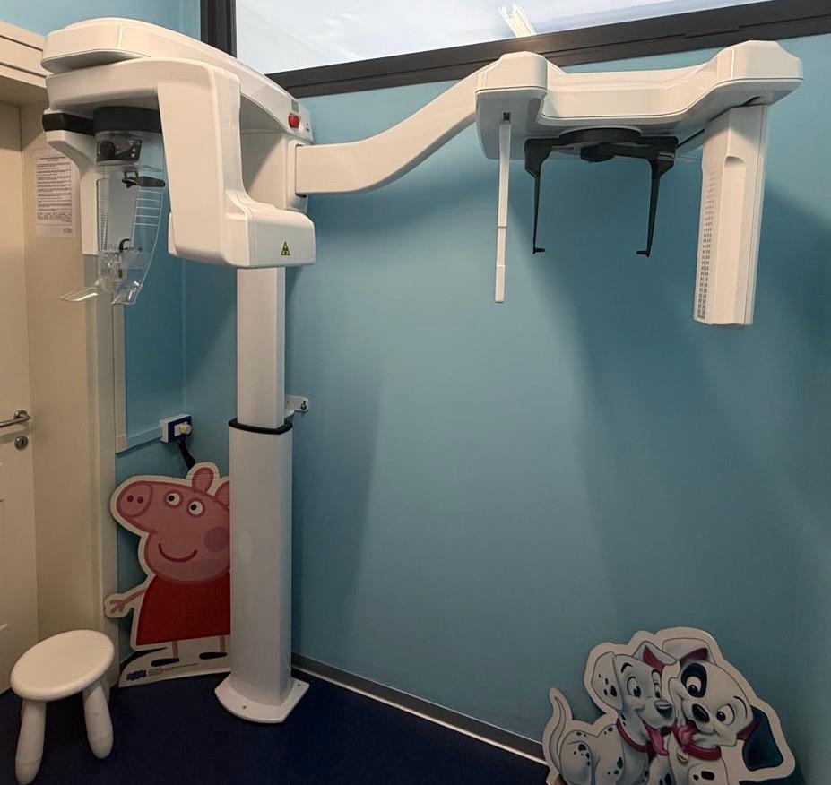 Carestream Dental Panoramico CS 8100SC completo di braccio cefalometrico