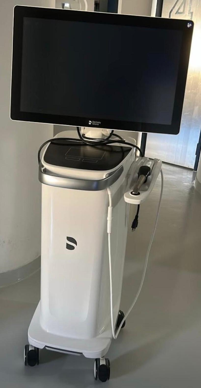 Sirona Scanner Primescan completo di computer - foto 1