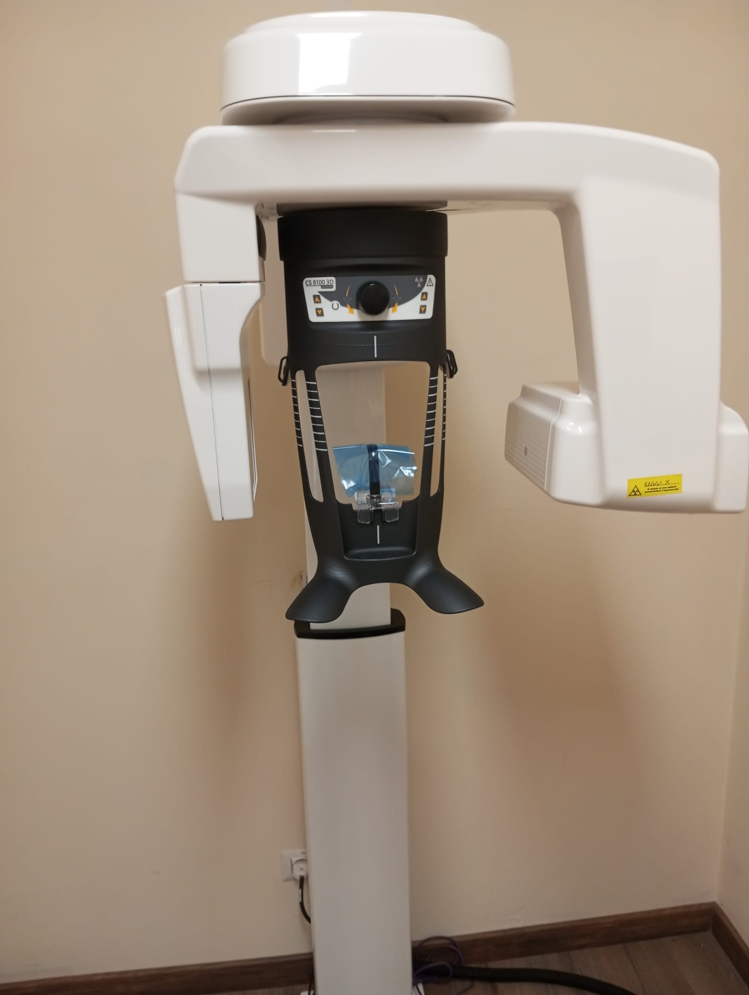Carestream Dental CBCT CS 8100 3D fov 8×9 completo di computer - foto 1