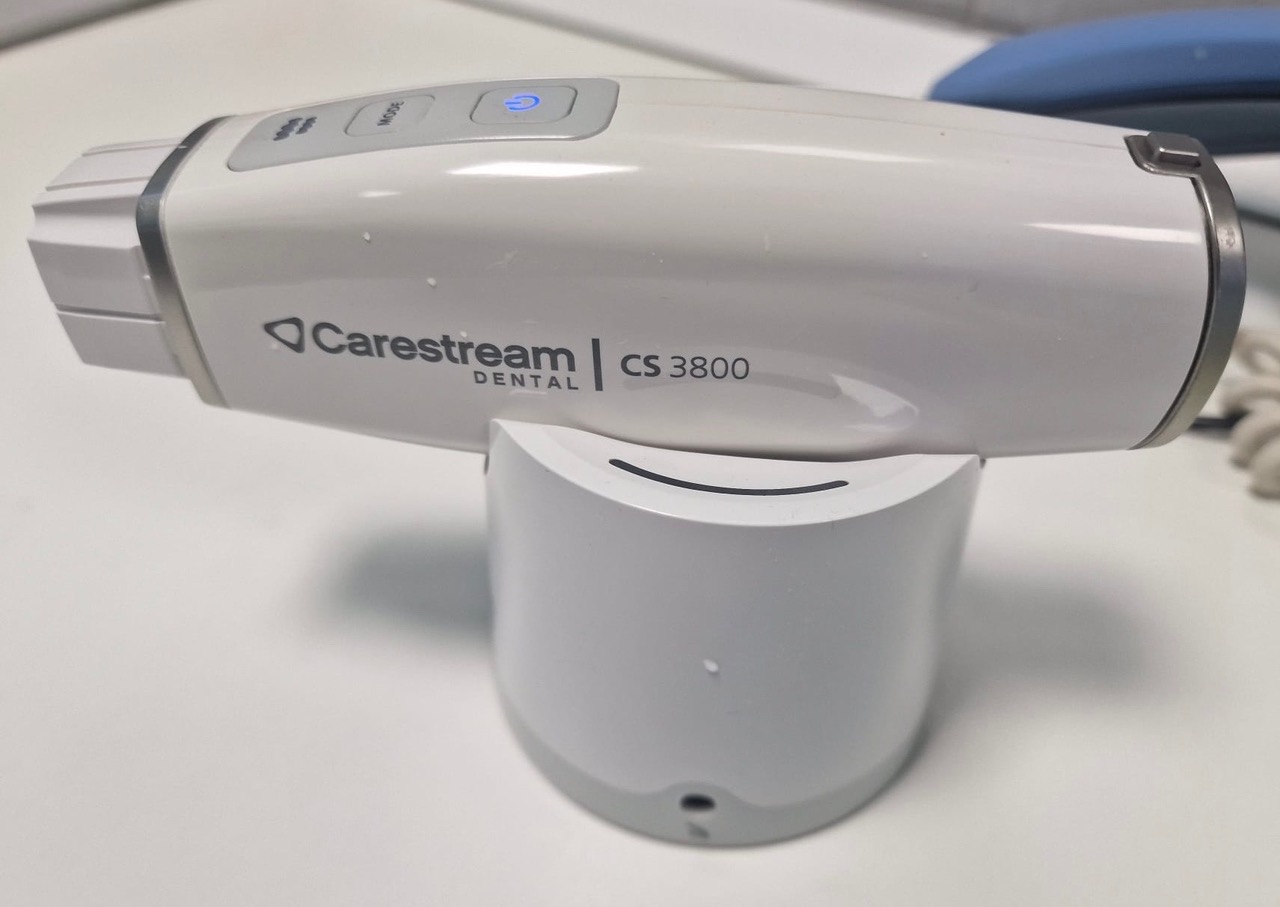 Carestream Dental Scanner intraorale CS 3800 wireless completa di computer - foto 1