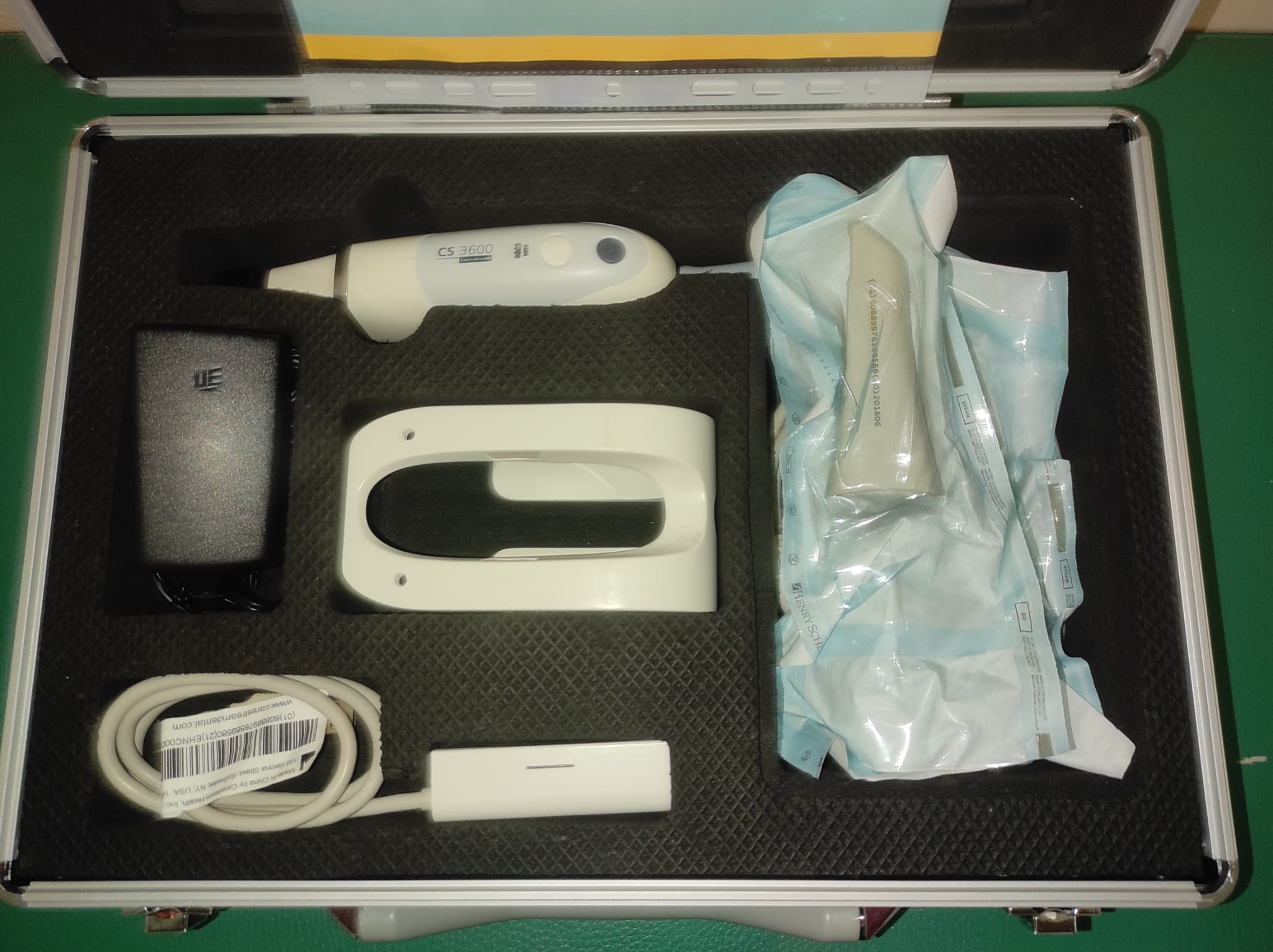 Carestream Dental Scanner intraorale CS 3600 completo di valigetta - foto 1