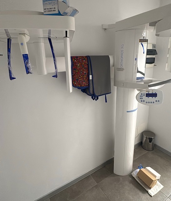 Sirona Panoramico XG5 completo di braccio cefalometrico - foto 1