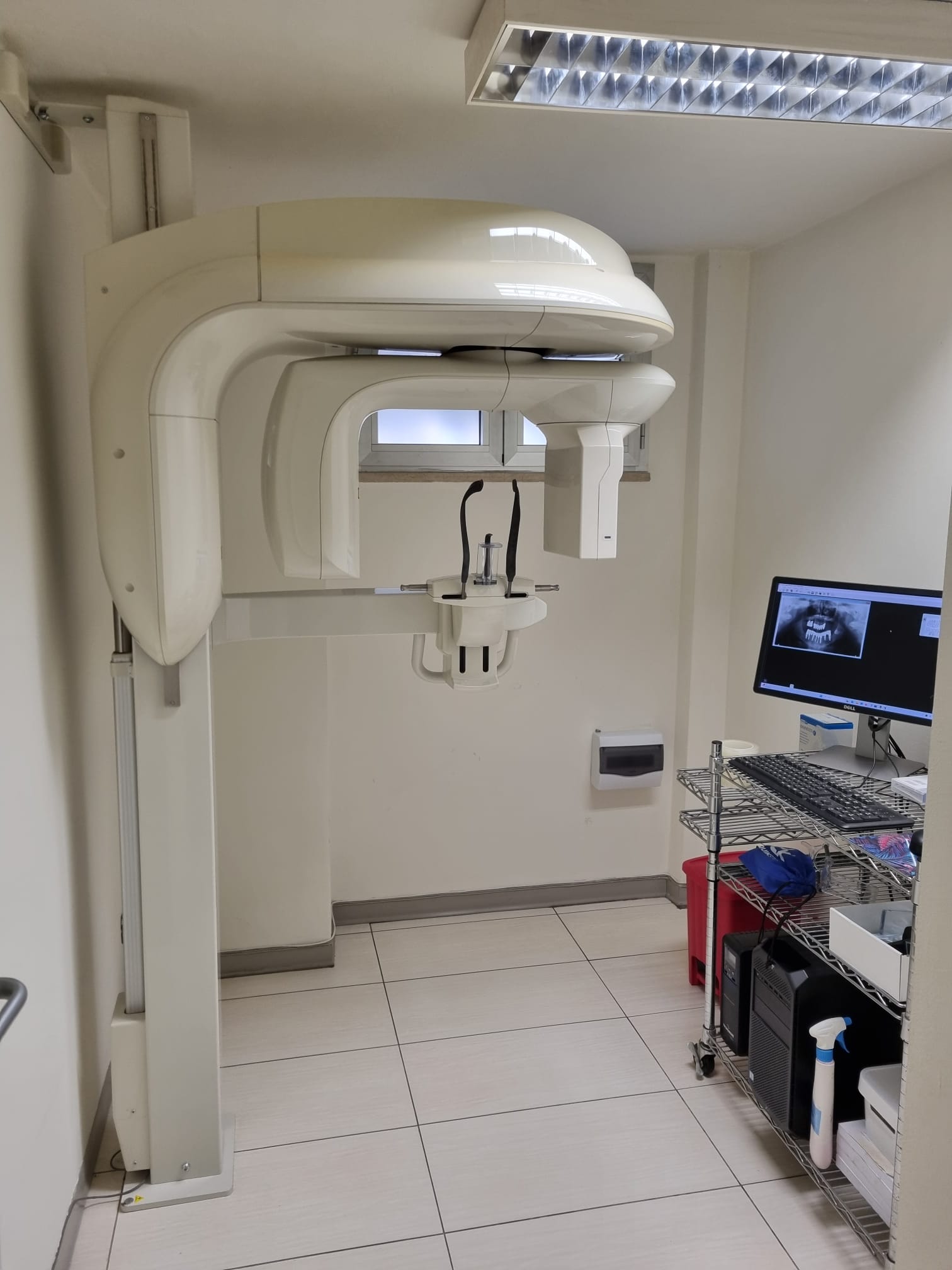 Carestream Dental CBCT CS 9300 Select con fov 10×10 completa di computer - foto 1