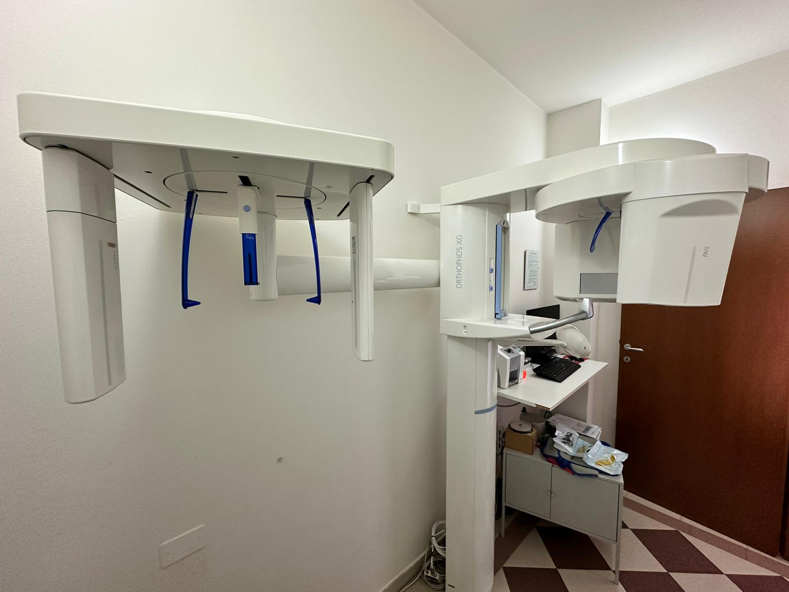 Sirona CBCT XG5 ceph fov 8×8 completo di computer - foto 1