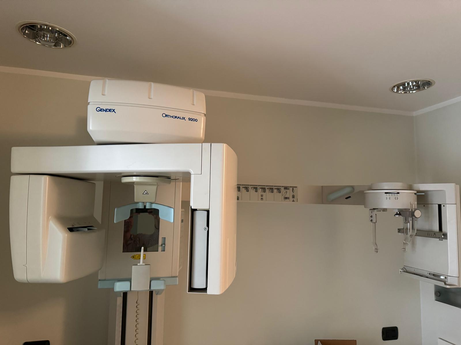 Gendex Panoramico Orthoralix 9200 DDE completo di braccio cefalometrico - foto 1