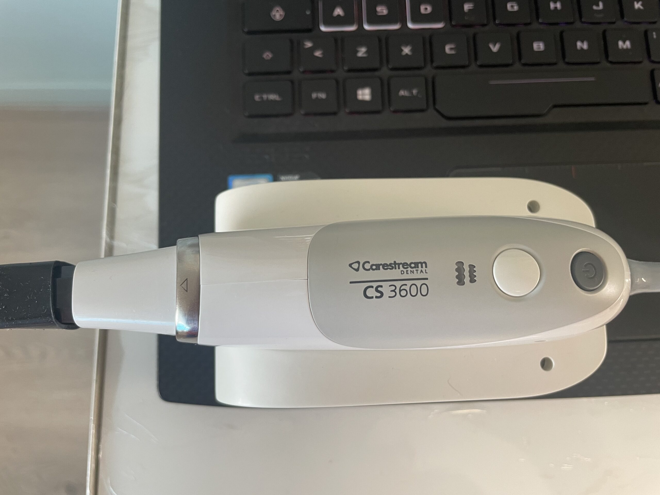 Carestream Dental Scanner intraorale CS 3600 computer di sw e computer - foto 1