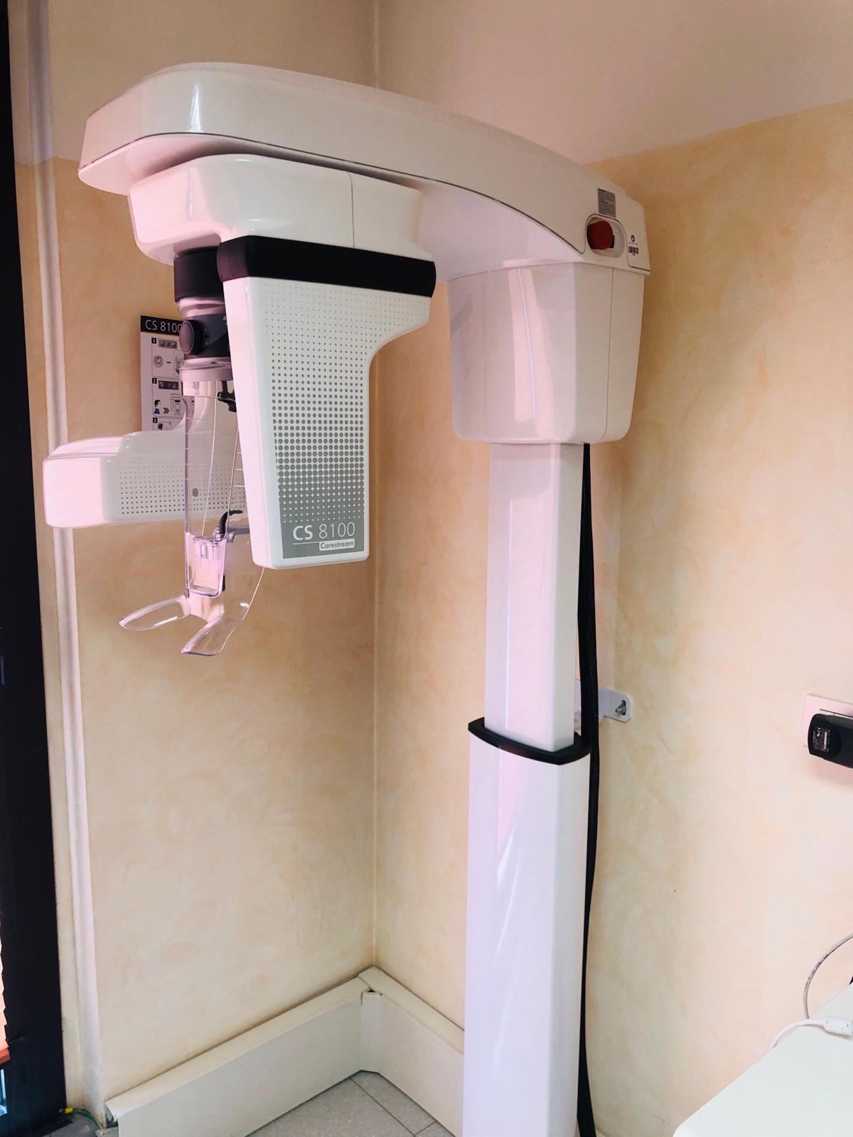 Carestream Dental Panoramico CS 8100 completo di sw e computer - foto 1
