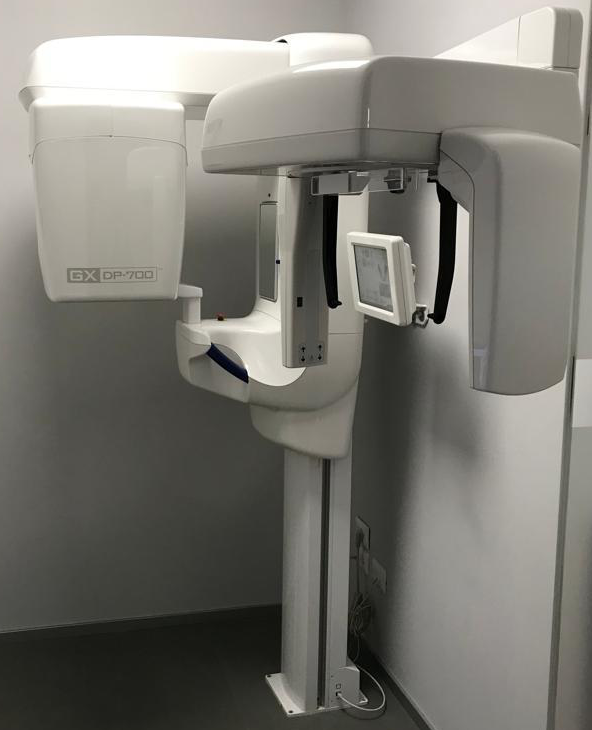 Gendex Panoramico DP-700 completo di braccio cefalometrico - foto 1