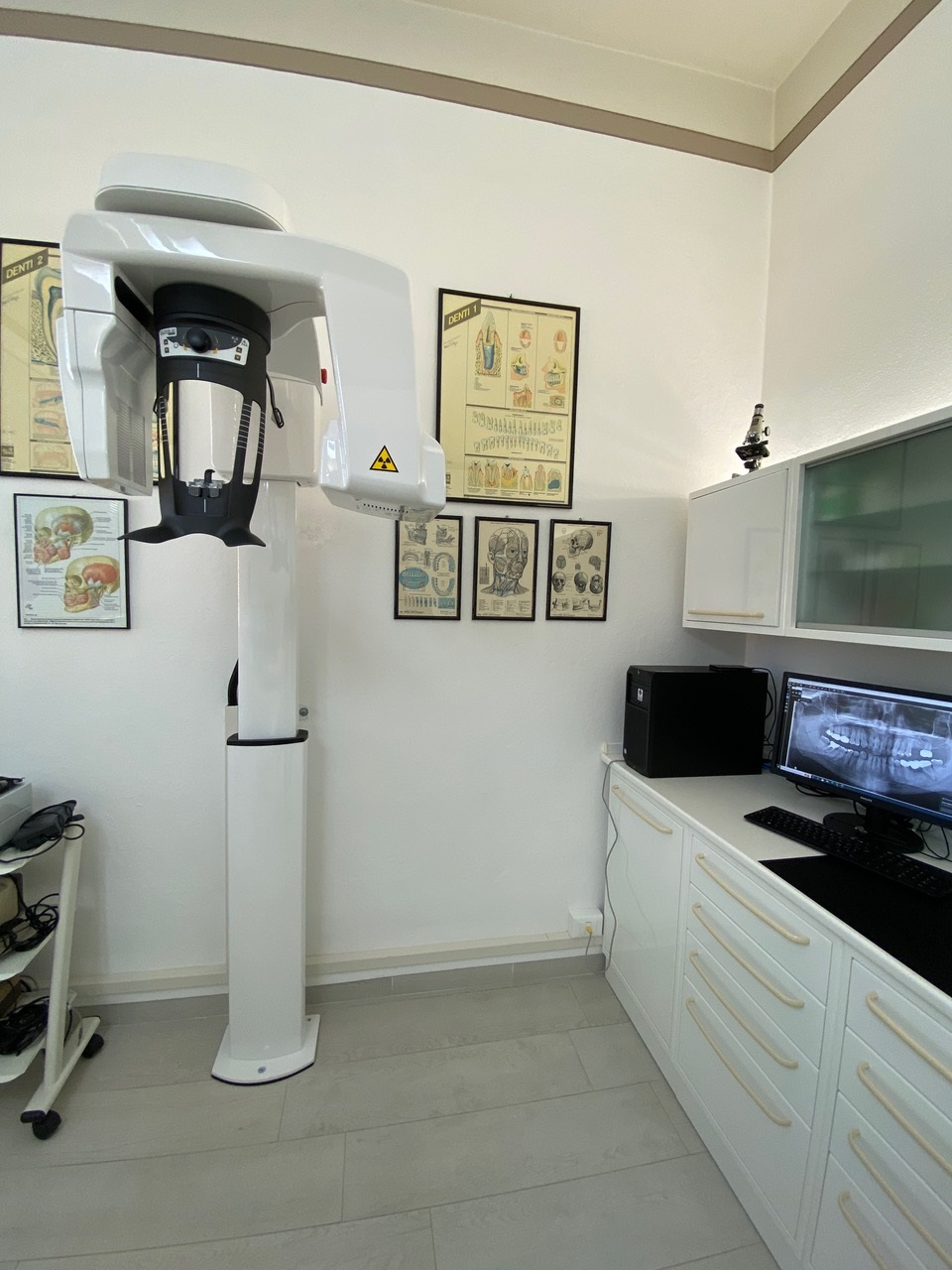 Carestream Dental CBCT CS 8100 3D cad cam ready con fov 8×9 - foto 1