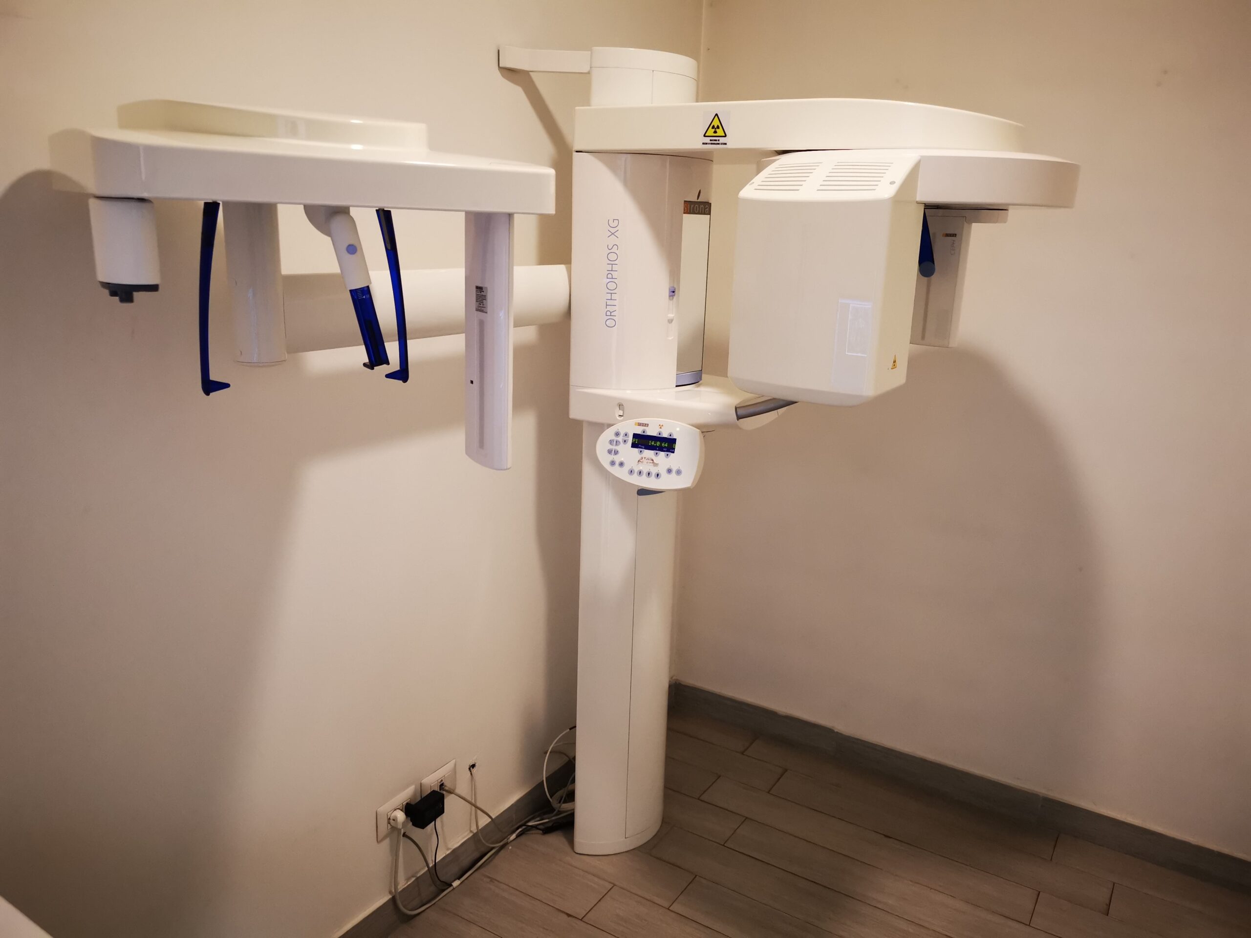 Sirona XG5 completo di cefalometrico e computer - foto 1